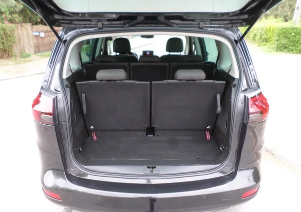 Opel Zafira cena 42900 przebieg: 159000, rok produkcji 2016 z Radom małe 781